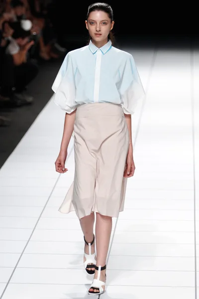Look 35